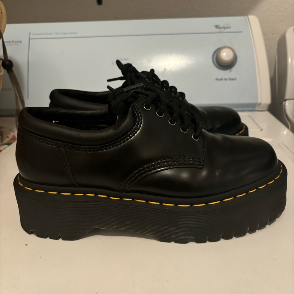 Dr. Martens Platform 8053